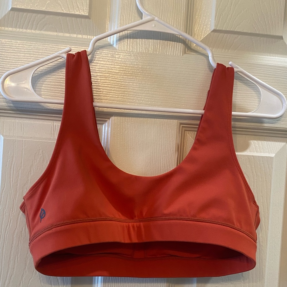 NWOT- P’tula sports bra - Picture 2 of 5
